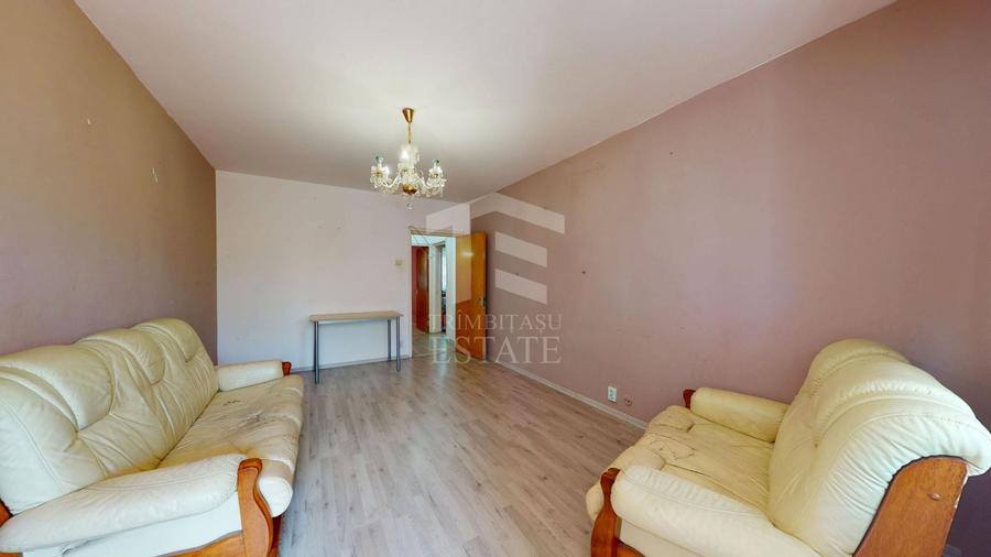 Apartament cu 3 camere decomandat în Berceni