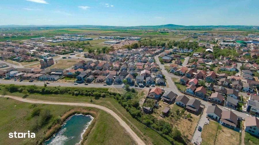 Casă cu 5 camere cu Teren 250 Mp în Tokai