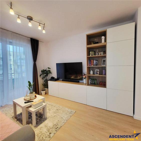 Apartament 2camere,luminos, decomandat,parcare,boxa,luminos, - 2