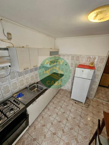Apartament cu 2 camere decomandat în Est