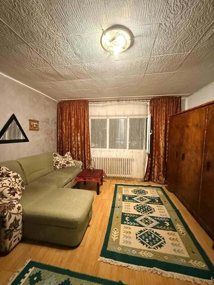 Garsonieră decomandată în Bucureștii Noi