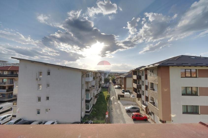 Apartament cu 2 camere semidecomandat în Florești