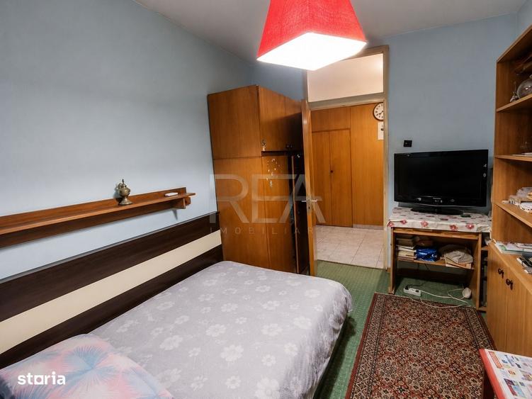 Apartament cu 3 camere în Vitan