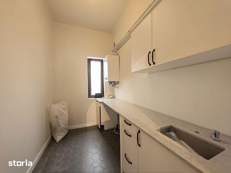 Apartament cu 3 camere, mobilat în Victoriei