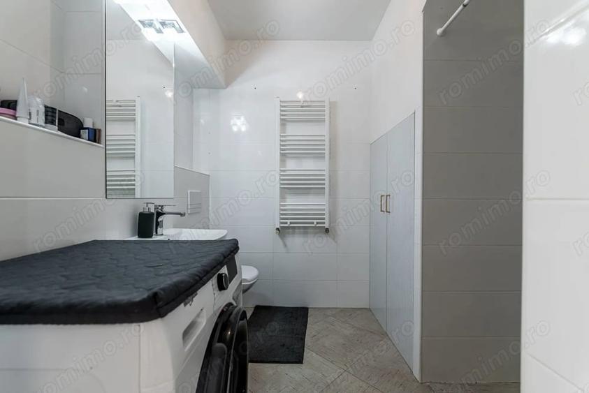 Casă cu 4 camere cu Teren 250 Mp în Vladimirescu