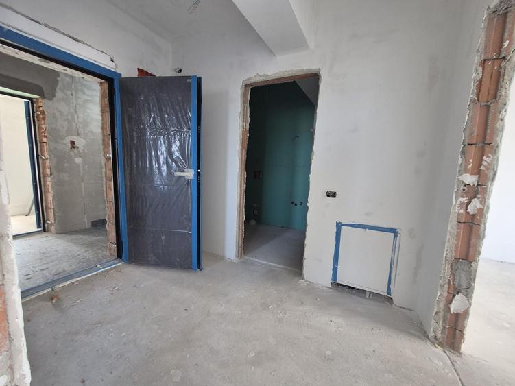 Apartament cu 2 camere decomandat în Theodor Pallady