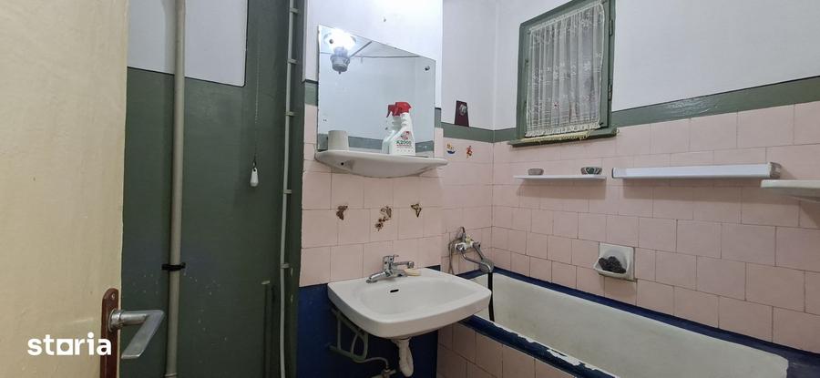 Apartament cu 2 camere în Micro 20