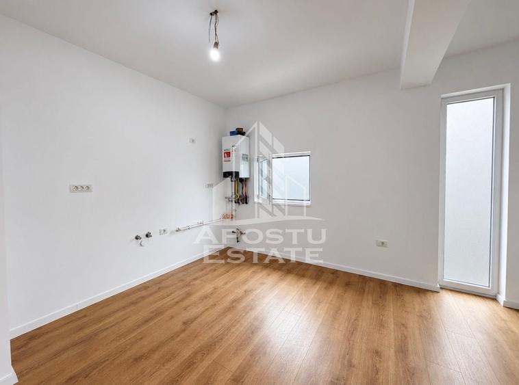 Duplex cu 5 camere cu Canalizare în Moșnița Nouă