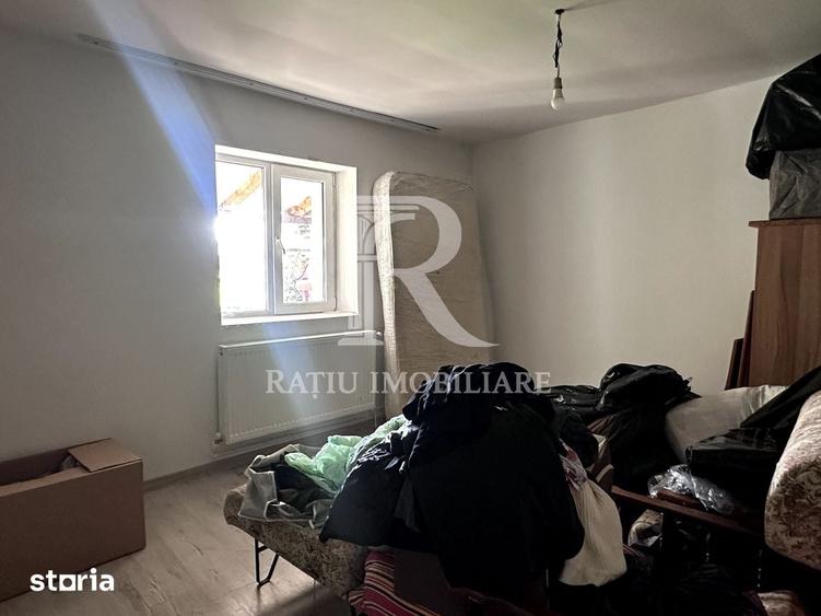 Casa cu anexe si pivni?a | Teren intravilan generos | Sannicolau Roman - 14
