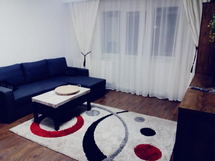 Apartament cu 2 camere semidecomandat în Ultracentral