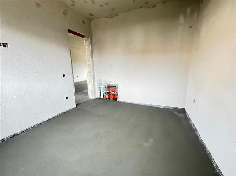 Casă individuală cu 4 camere cu Teren 486 Mp în Șura Mică
