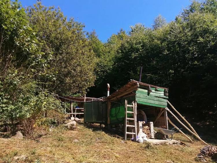 Teren de 4100 mp, în Central