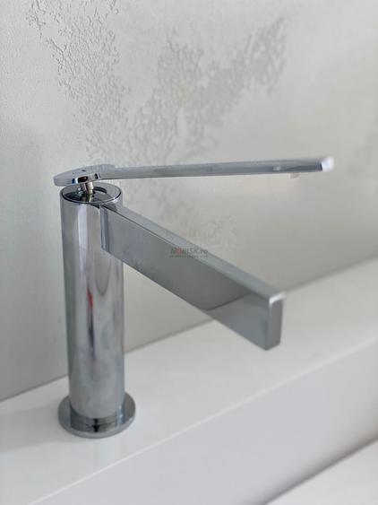 Casă individuală cu 6 camere cu Teren 370 Mp în Pipera