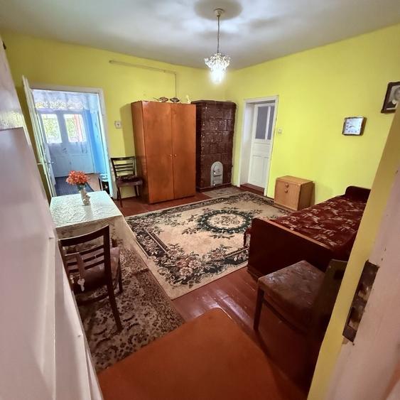 Casă cu 4 camere în Obârșie