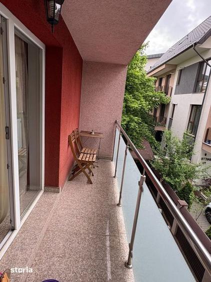 Apartament cu 3 camere, mobilat în Jiului