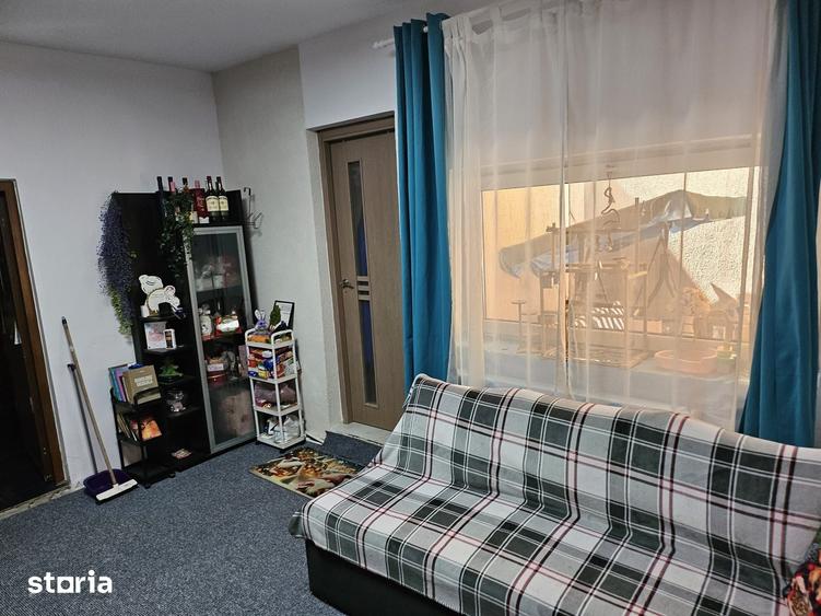 Casă cu 3 camere cu Teren 100 Mp în Tomis II