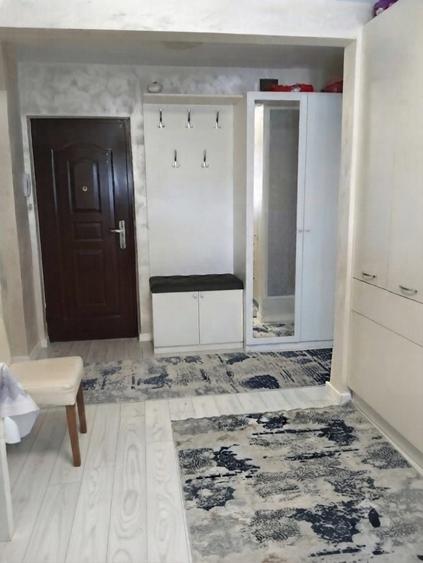 Apartament cu 2 camere decomandat în Est