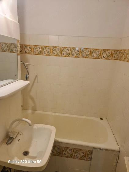 Apartament cu 3 camere decomandat în Circumvalațiunii