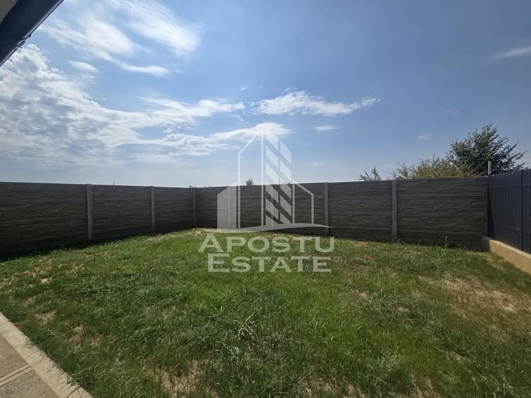 Duplex cu 4 camere cu Canalizare în Șag