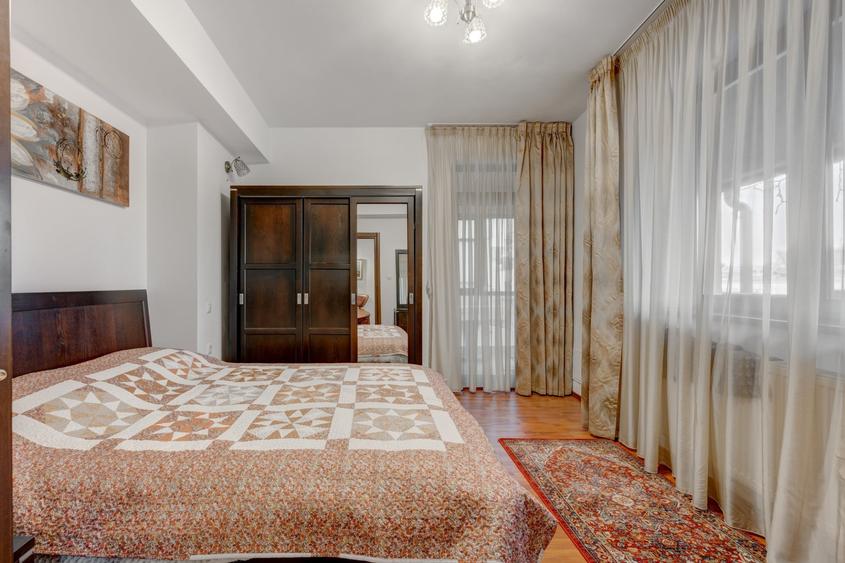 Apartament cu 3 camere semidecomandat, mobilat în Dorobanți