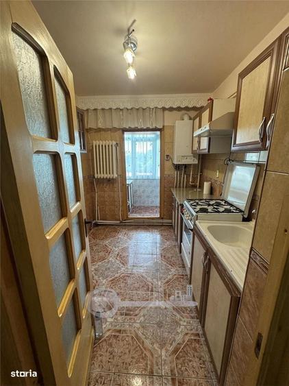 Apartament cu 2 camere decomandat în Nicolina