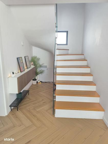 Casă cu 4 camere cu Teren 455 Mp în Central