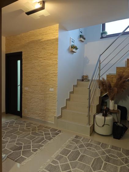 Casă individuală cu 3 camere cu Teren 500 Mp în Gulia