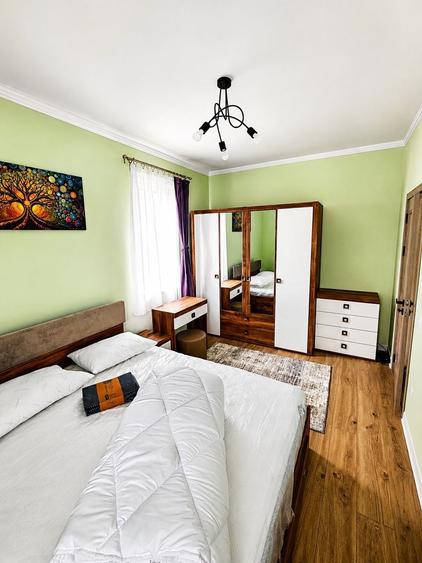 Apartament cu 2 camere decomandat în Livezeni
