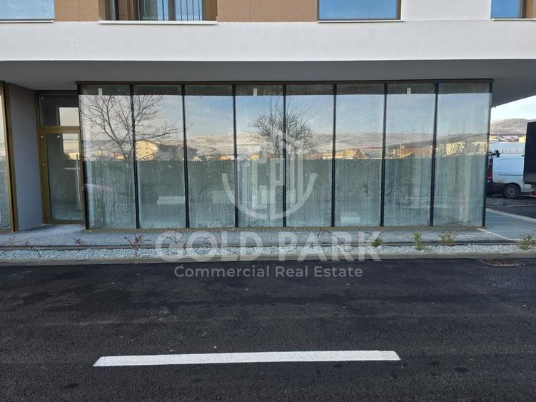 Spațiu comercial, de 150 mp, în Florești