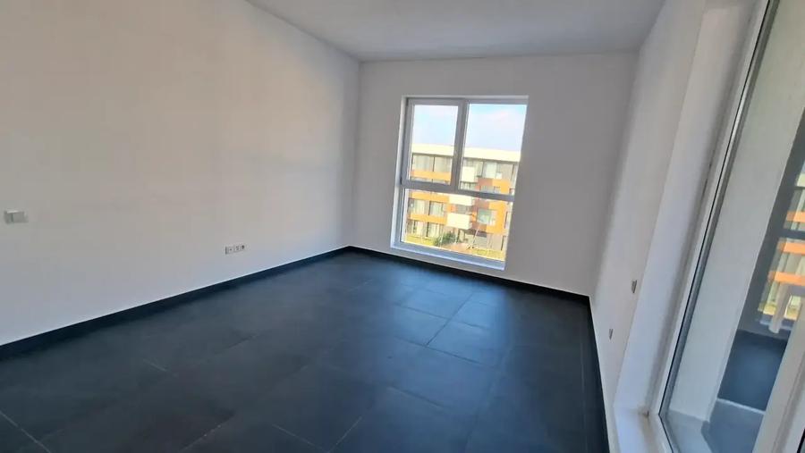 Apartament cu 3 camere decomandat în Theodor Pallady