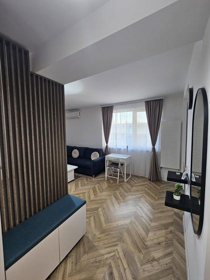 Garsonieră decomandată în Runcu