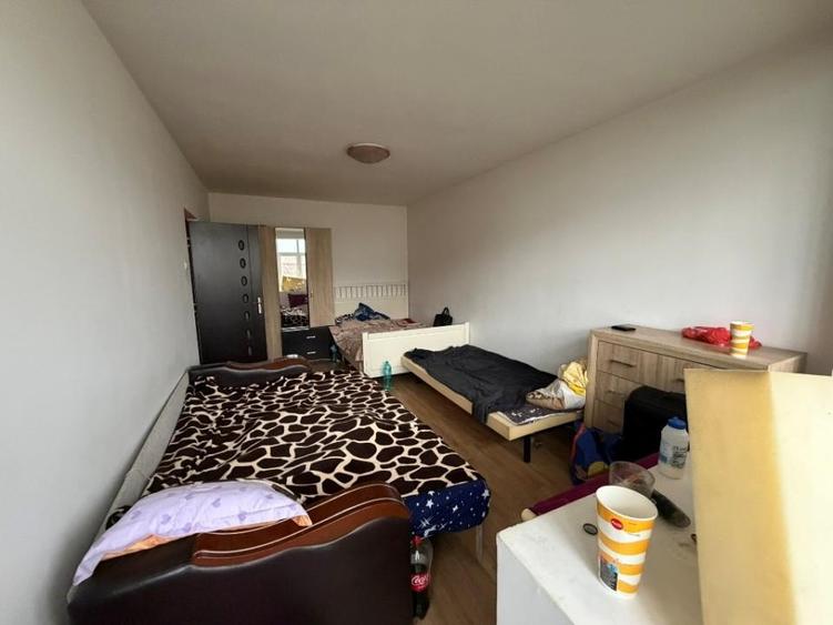 Apartament 2 camere decomandate et. 7/10 Mihai Viteazul - 35
