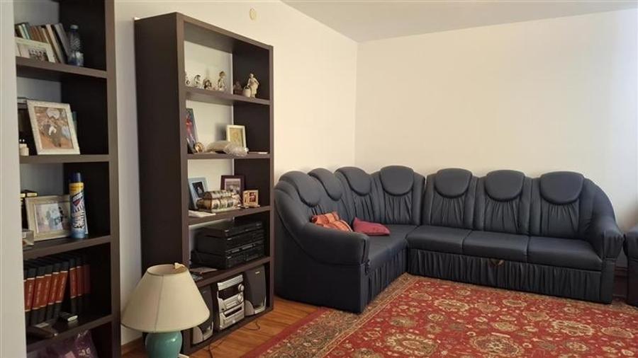 Casă individuală cu 4 camere cu Teren 1250 Mp în Petrești