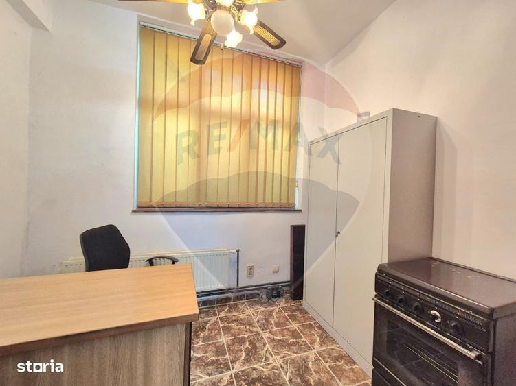Spațiu comercial, de 147 mp, în Bujac