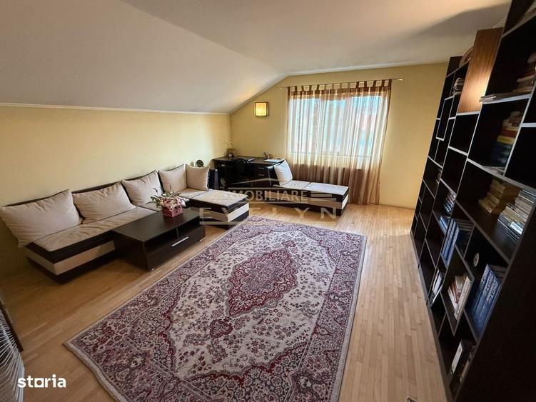 Casă cu 4 camere cu Teren 1394 Mp în Central