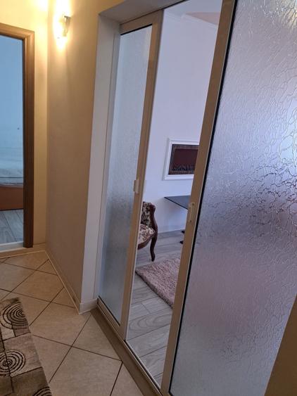 Apartament cu 2 camere decomandat în Sud