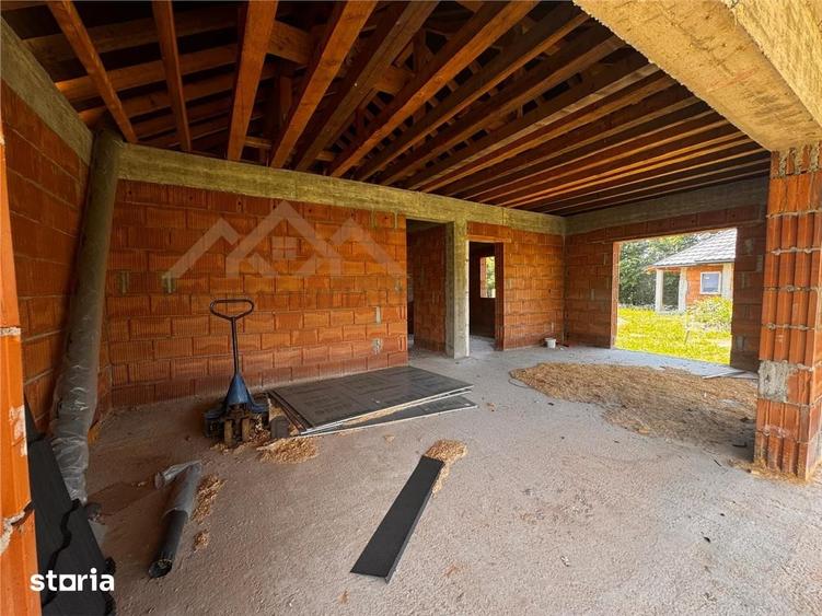 Casă cu 4 camere cu Teren 630 Mp în Central