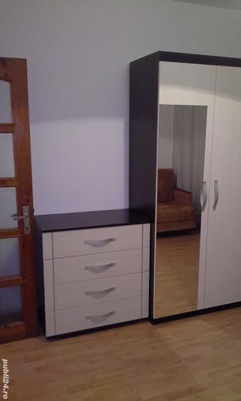 Apartament cu 2 camere decomandat în Piața Nouă