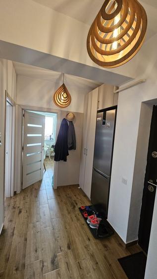 Inchiriez apartament 2 camere - 6