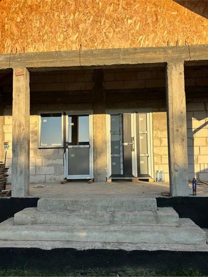 Casă cu 4 camere cu Teren 555 Mp în Petrăchioaia