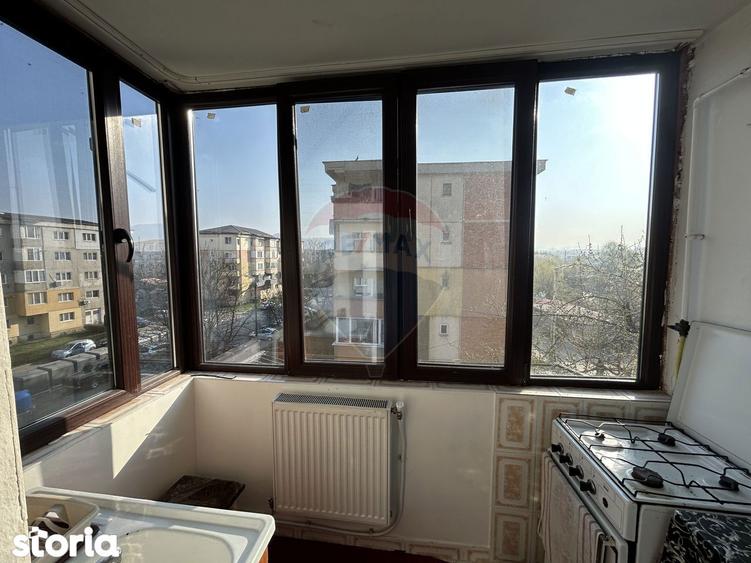 Apartament cu 3 camere decomandat în Vasile Alecsandri