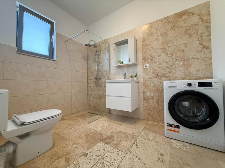 Casă individuală cu 4 camere cu Canalizare în Corbeanca