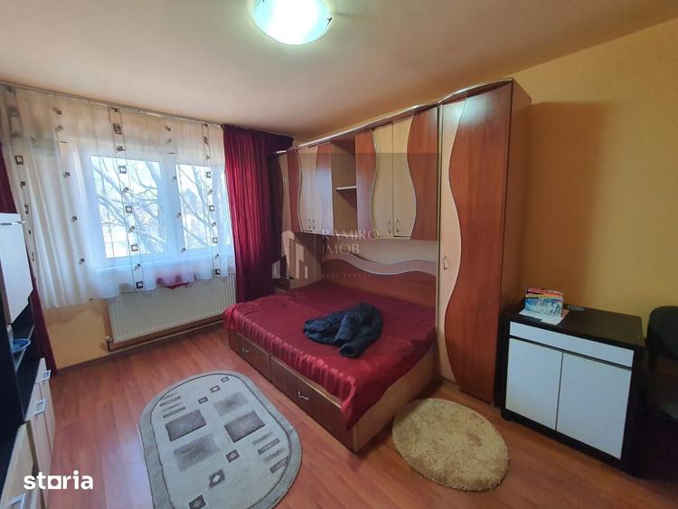 Garsonieră în Apărătorii Patriei