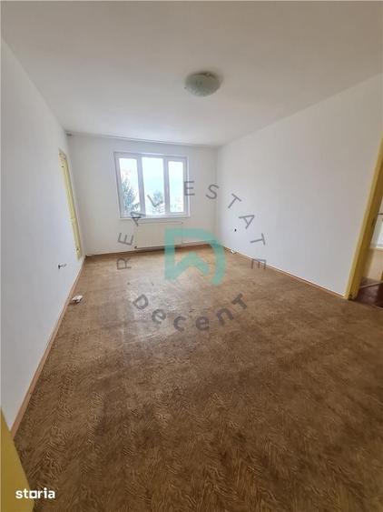 Apartament cu 2 camere decomandat în Dârste