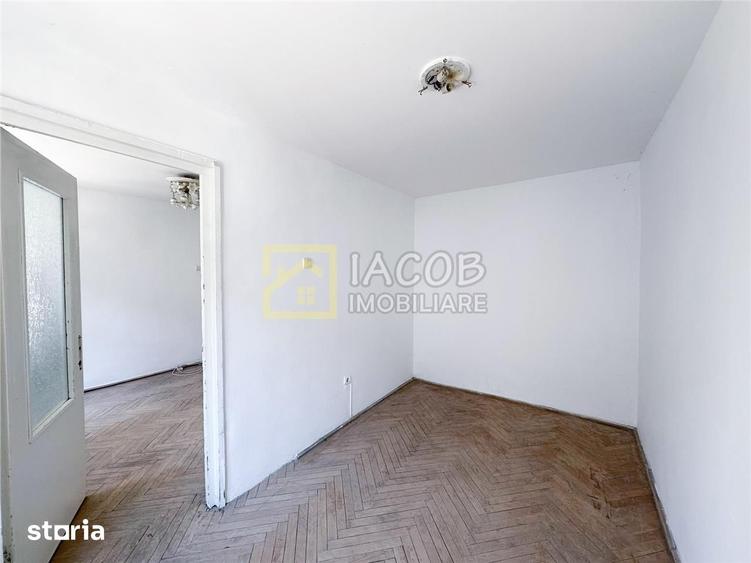 Apartament cu 3 camere nedecomandat în Cornișa