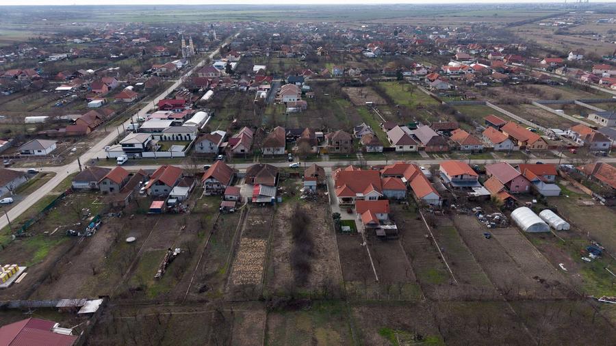 Teren Construcții intravilan de 1439 mp, în Urseni