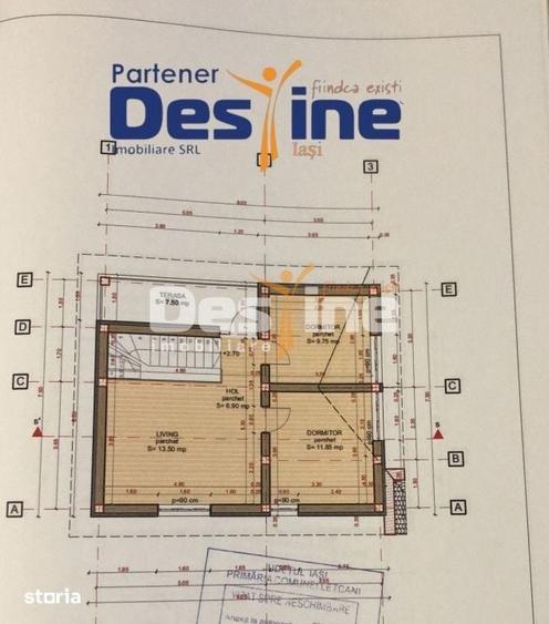 Casă cu 4 camere cu Teren 500 Mp în Lețcani