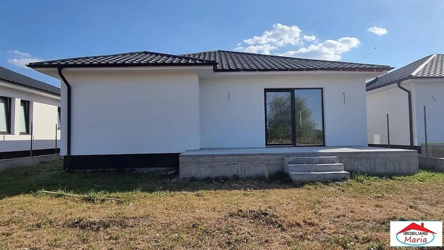 Casă cu Teren 460 Mp în Central