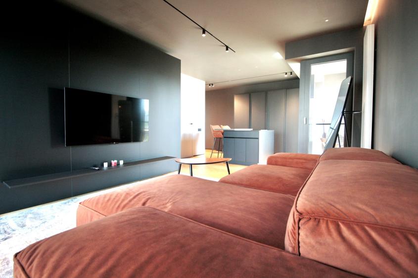 Apartament cu 2 camere semidecomandat, mobilat în Pipera