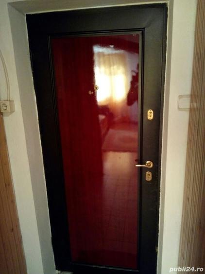 Apartament cu 2 camere decomandat în Ștei